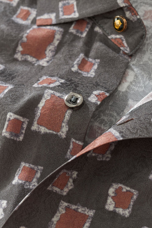 B429-Floating Square Shirt-BROWN – view 5